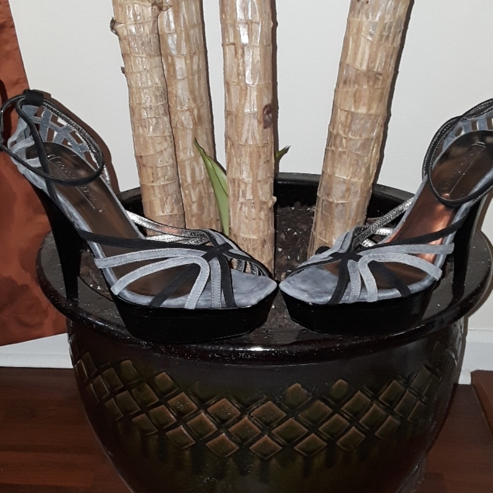 BCBGMAXAZRIA Platform Sandals